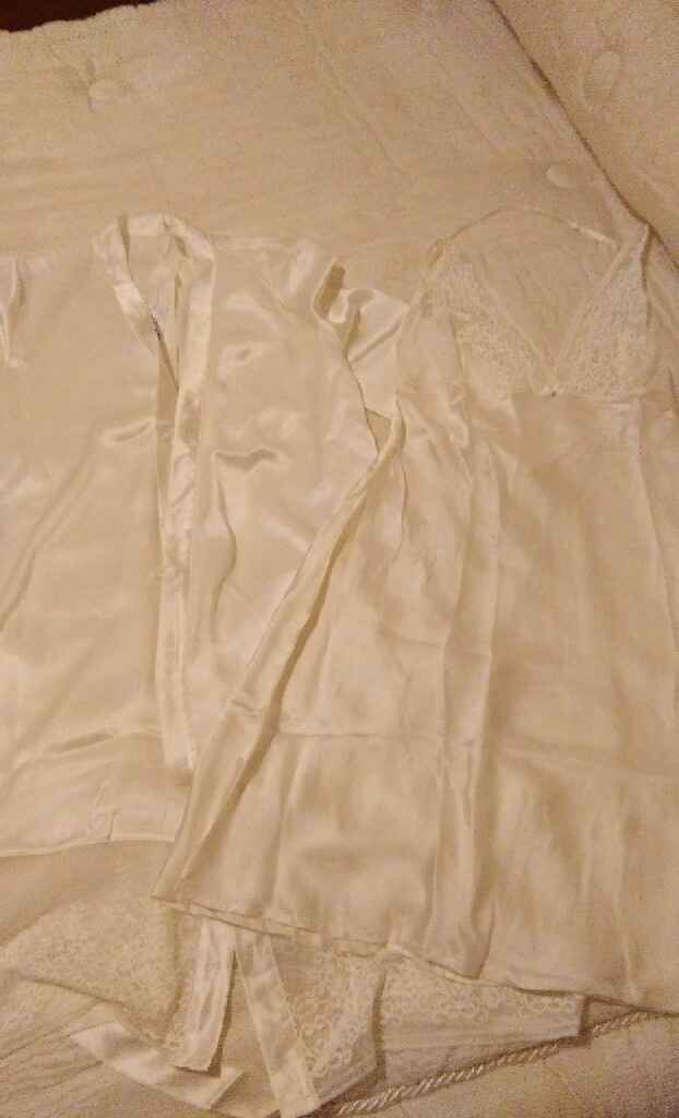 Finalmente anche la vestaglia e la sottoveste - 1