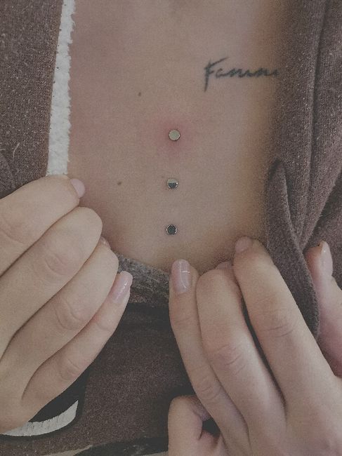 Piercing e tattoo in mostra il giorno delle nozze 3