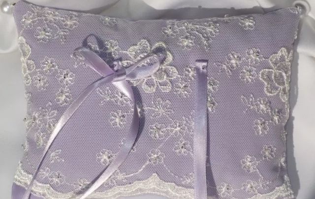 Cuscino porta fedi... ecco il mio, mi fate vedere i vostri - 1