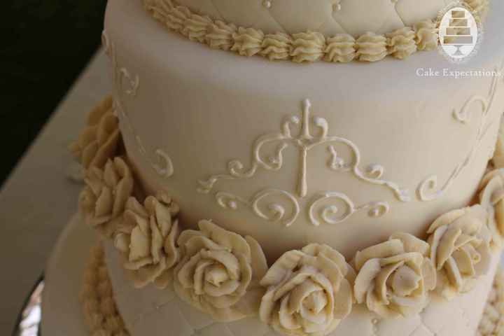Dettagli torta bianco ed avorio