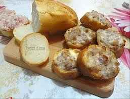 Crostini salsiccia