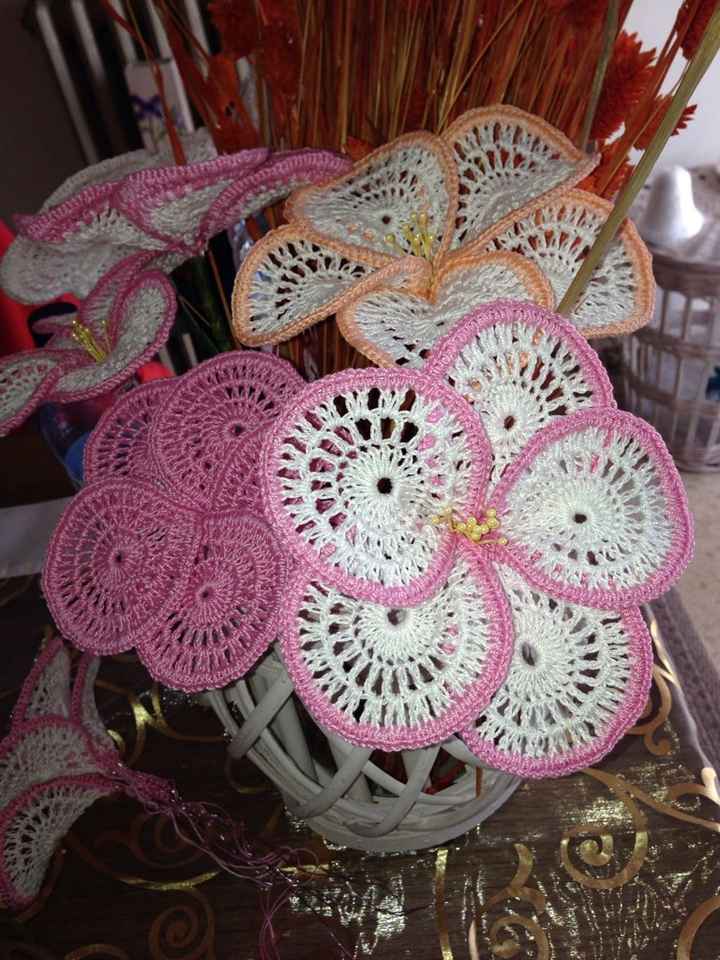 Porta confetti fiore uncinetto per colleghe - 1