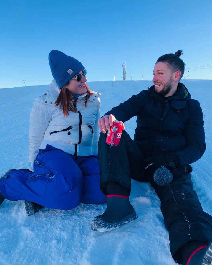 Postate una foto di voi due 👇 - 1