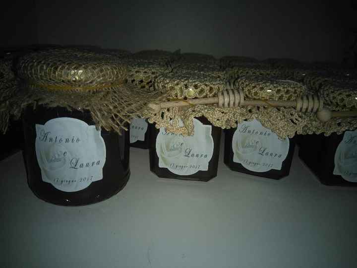 Bomboniere miele trovate - 1