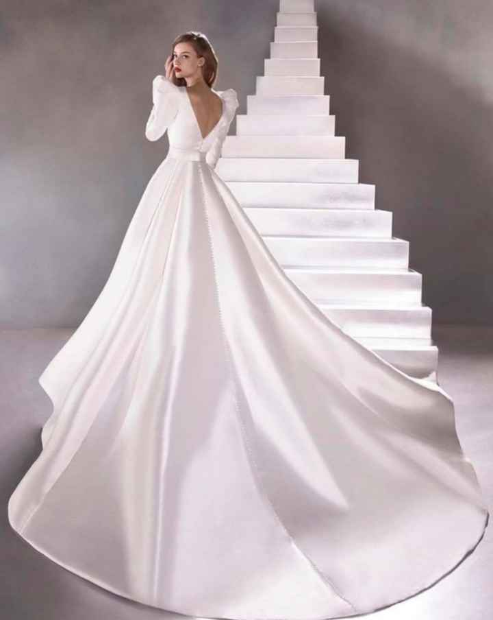 🎄 1º dicembre: sfida di abiti da sposa invernali - 1