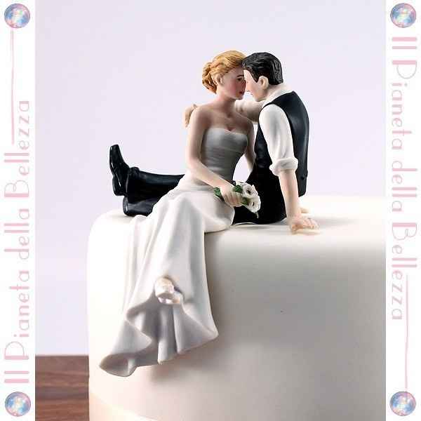 Cake topper