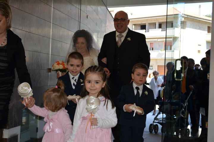 ENTRATA....CON PAGGETTI