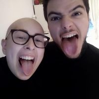 Postate una foto di voi due 👇 - 1