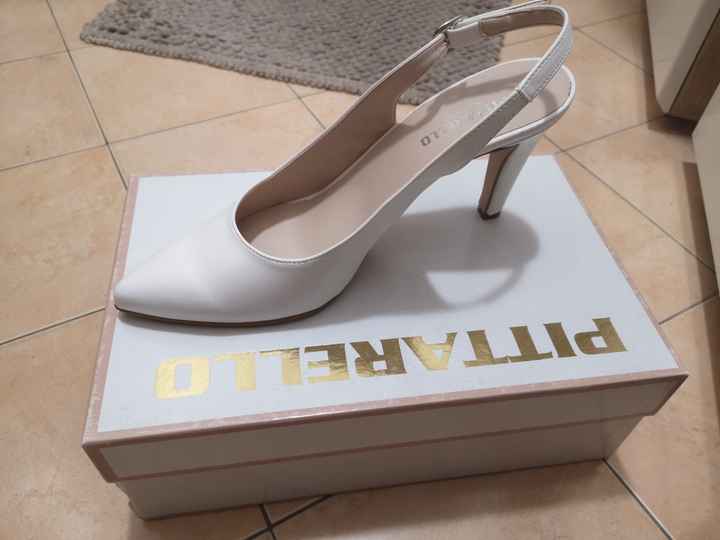 Ho trovato le scarpe!! - 1