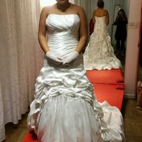 Mezza sirena o sirena con gonna ampia per spose non alte - 2