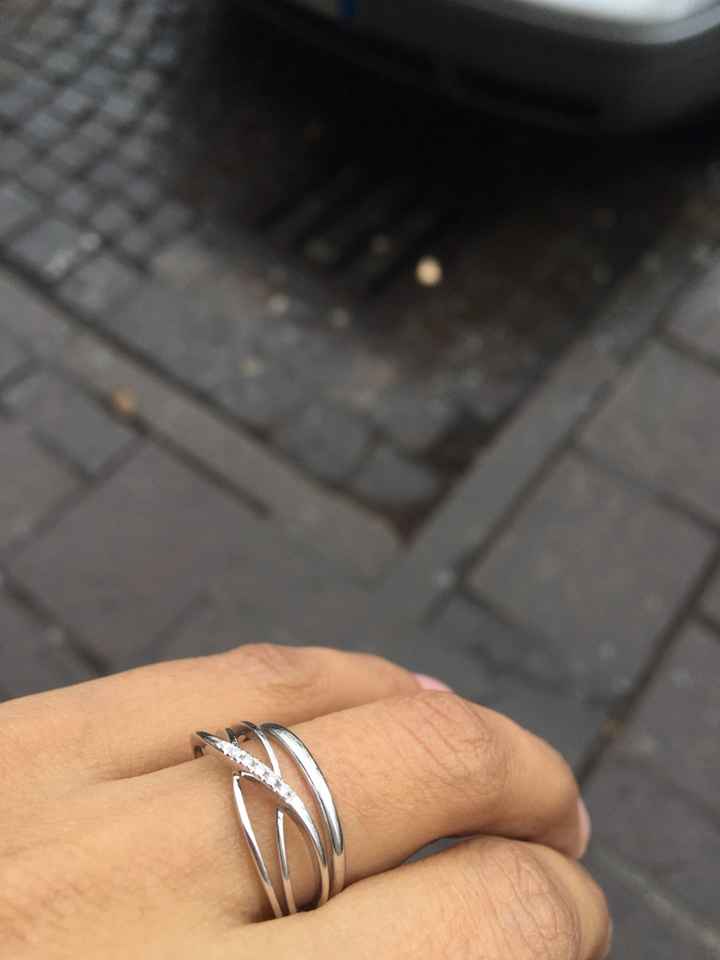 Curiosità: l'anello della proposta :-) - 1