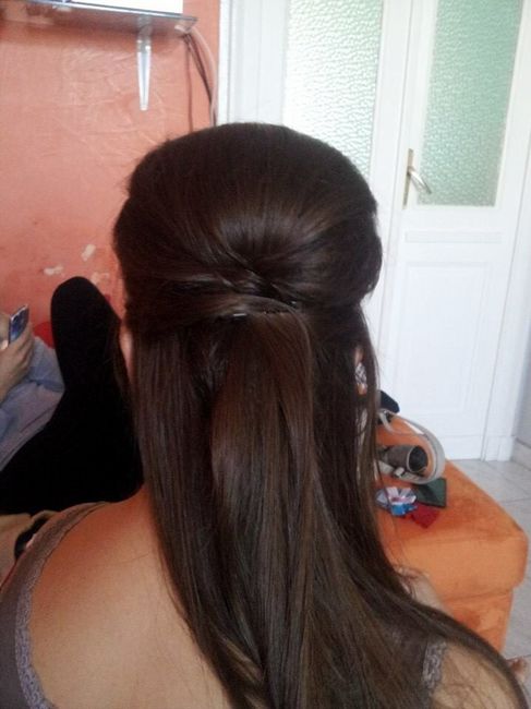 Acconciatura capelli lisci - 3