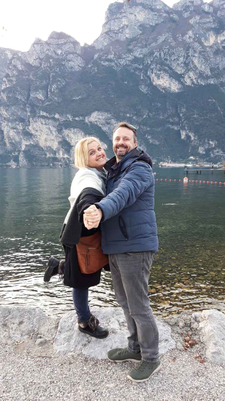 Postate una foto di voi due 👇 - 1