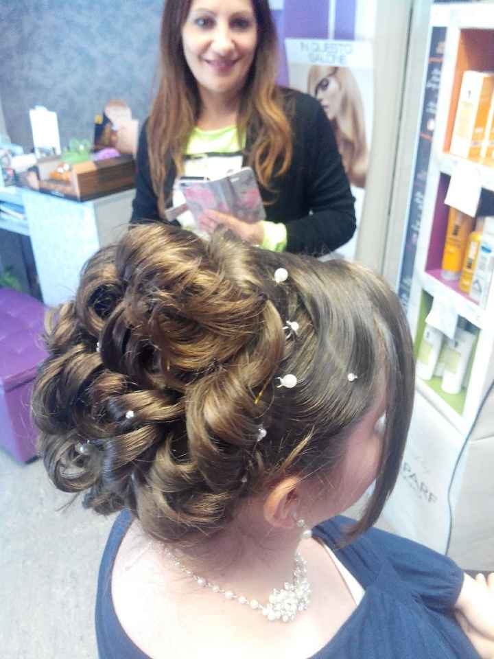 Prova trucco e acconciatura!!! che ne dite? - 1