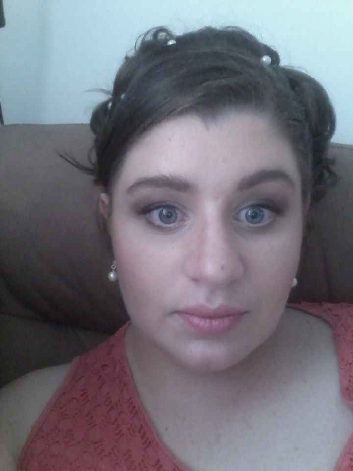 Prova trucco e acconciatura!!! che ne dite? - 1