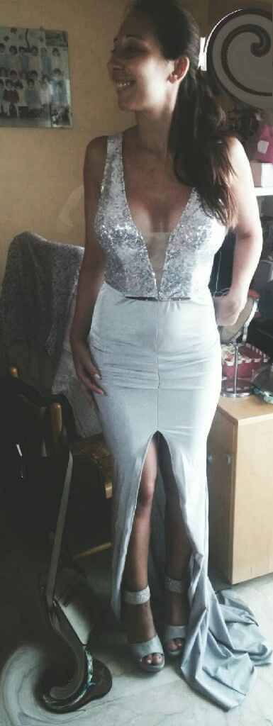 Cosa fareste ai capelli con questo abito? - 1