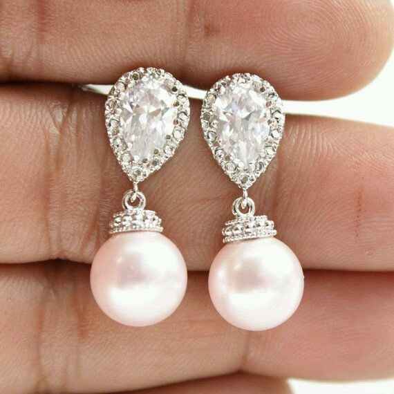 Chr orecchini avrete quel giorno? - 1