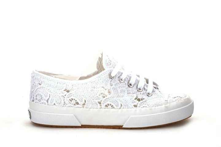 Cambio scarpe - 1