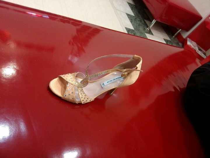 Alla disperata ricerca delle scarpe! - 1