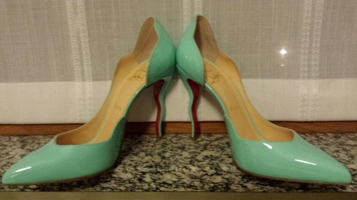 Scarpe sposa....bianche o colorate? mi fate vedere le vostre? - 1