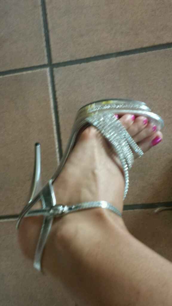 Le mie scarpe......sobrie!!! - 1