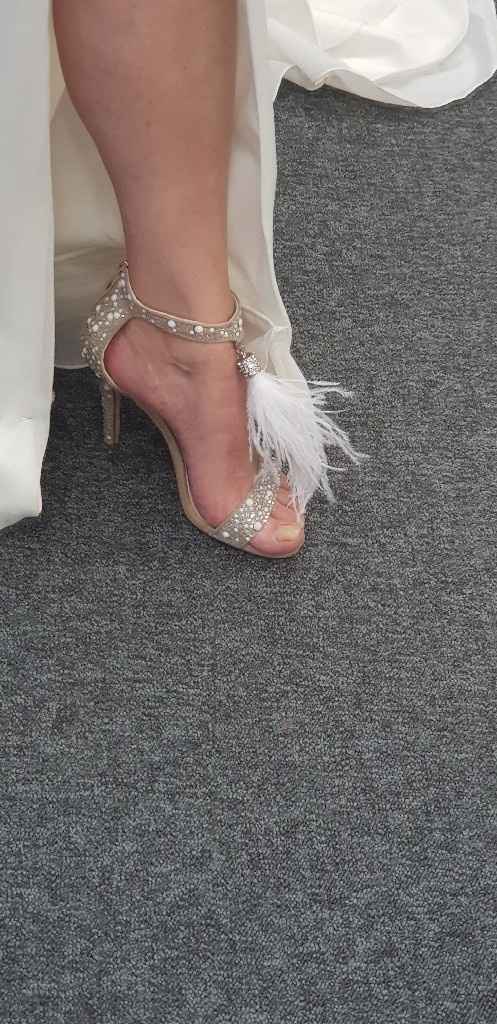 👠 👠👠👠 - 1