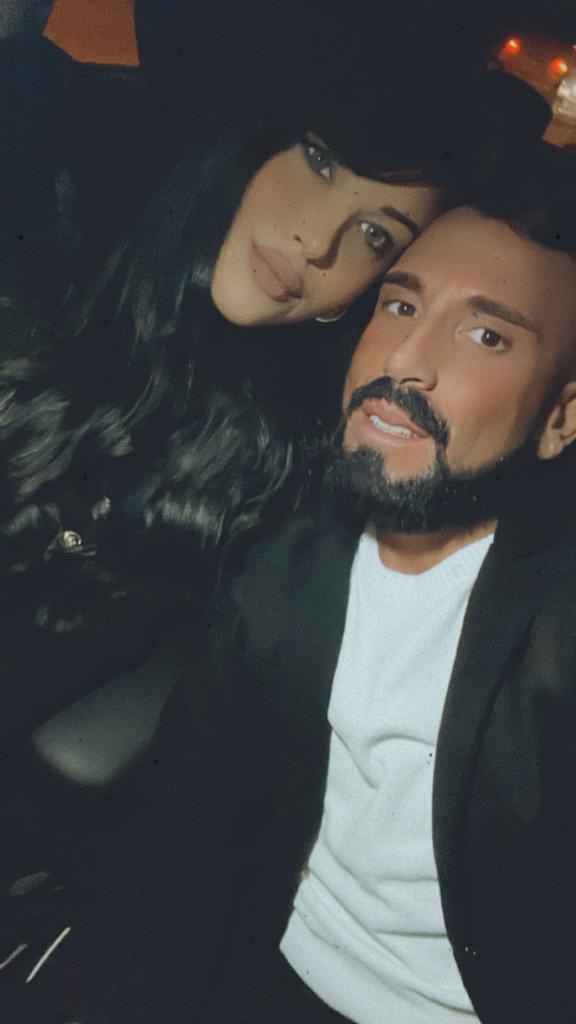 Postate una foto di voi due 👇 - 1