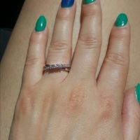 E ora mostraci una foto del tuo anello di fidanzamento! - 1