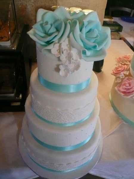 Wedding cake........chi la spunterà?! :) - 0