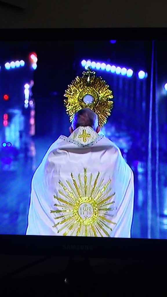 Rispetto tutti e tutte di qualsiasi religione siate... Ma io da stasera sono più serena... - 1