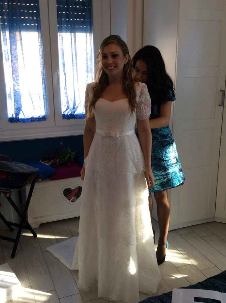 Mi fate vedere i vostri abiti? - 2