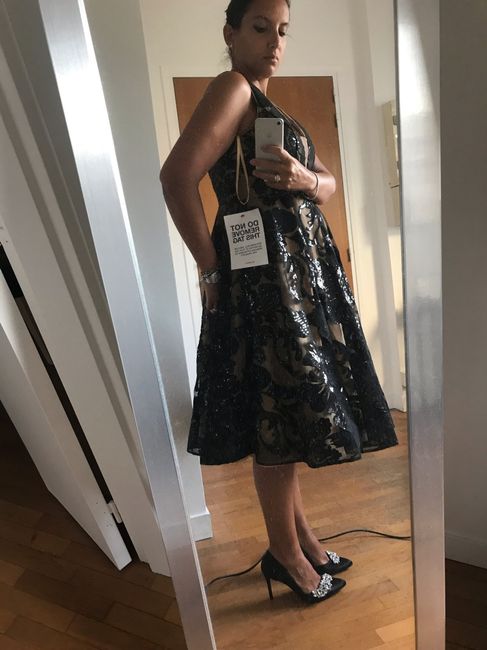 Help pareri vestito invitata - 2