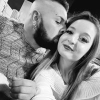 Postate una foto di voi due 👇 - 1