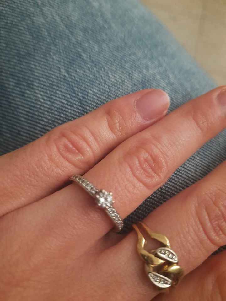 Come è il vostro anello di fidanzamento?? - 1