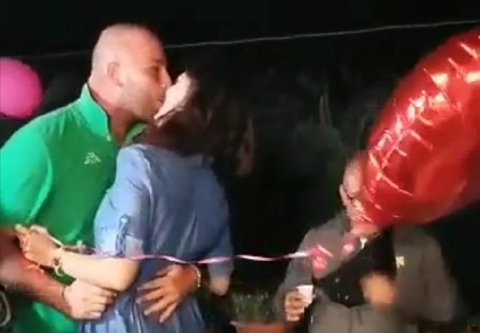 Condividi una vostra foto di coppia 15