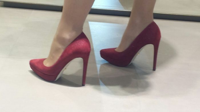 -11 e senza scarpe - 2