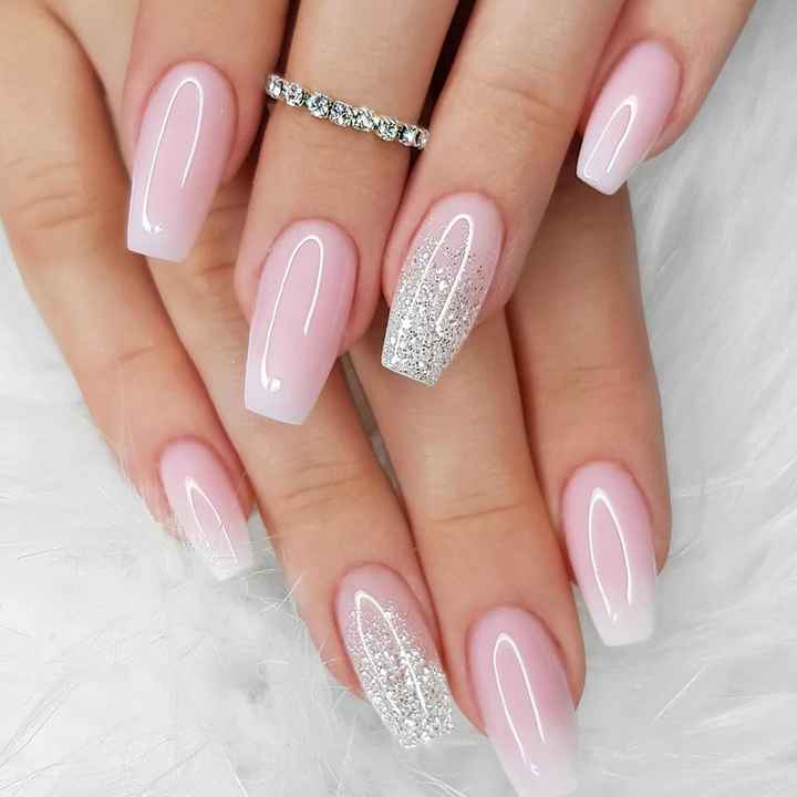 Smalto unghie corte - 2