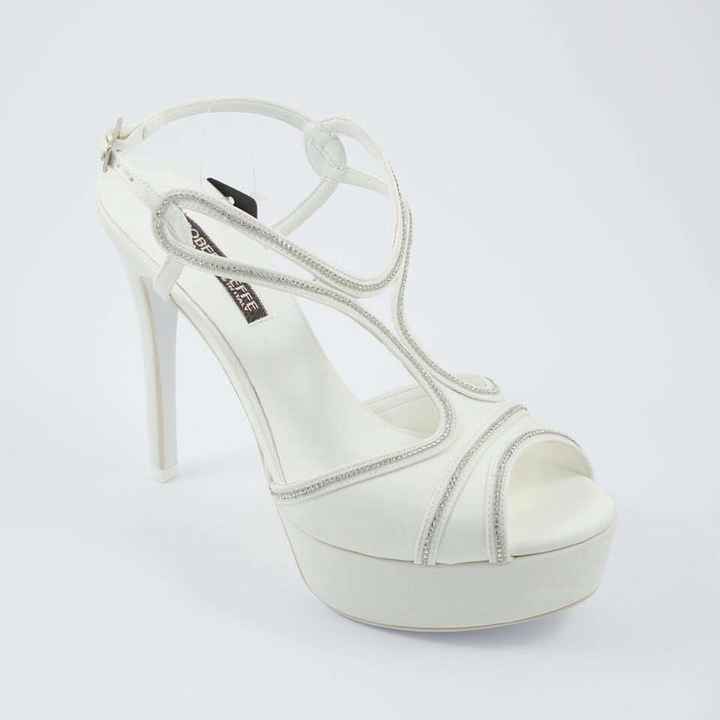  Finalmente le scarpe! - 1