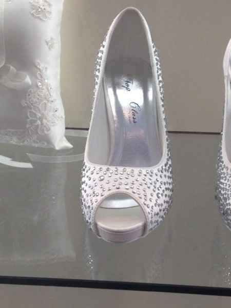 Cercasi scarpe a milano e in Brianza  - 1