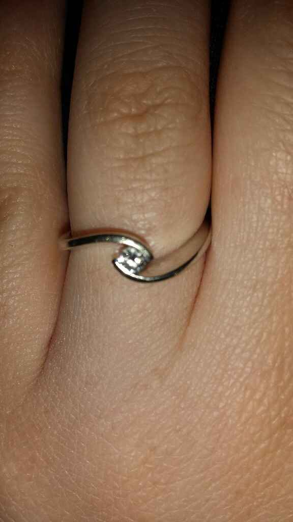 Come sono i vostri anelli di fidanzamento? - 1