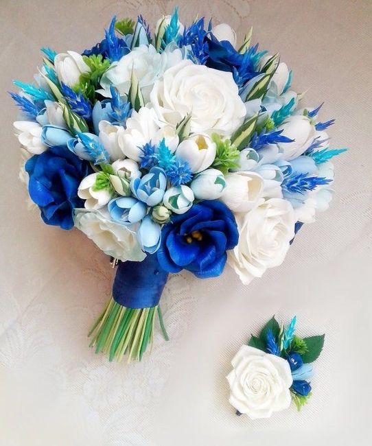 Bouquet bianco e blu 6