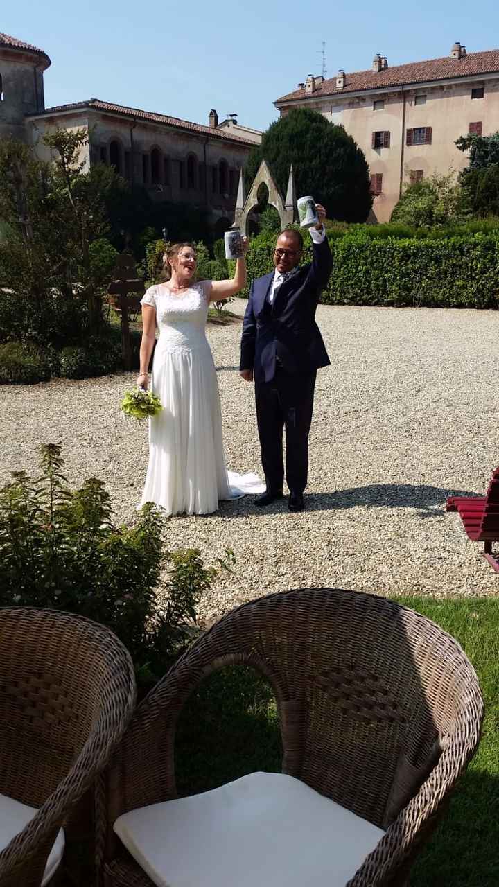 L'arrivo in location con i nostri boccali personalizzati 