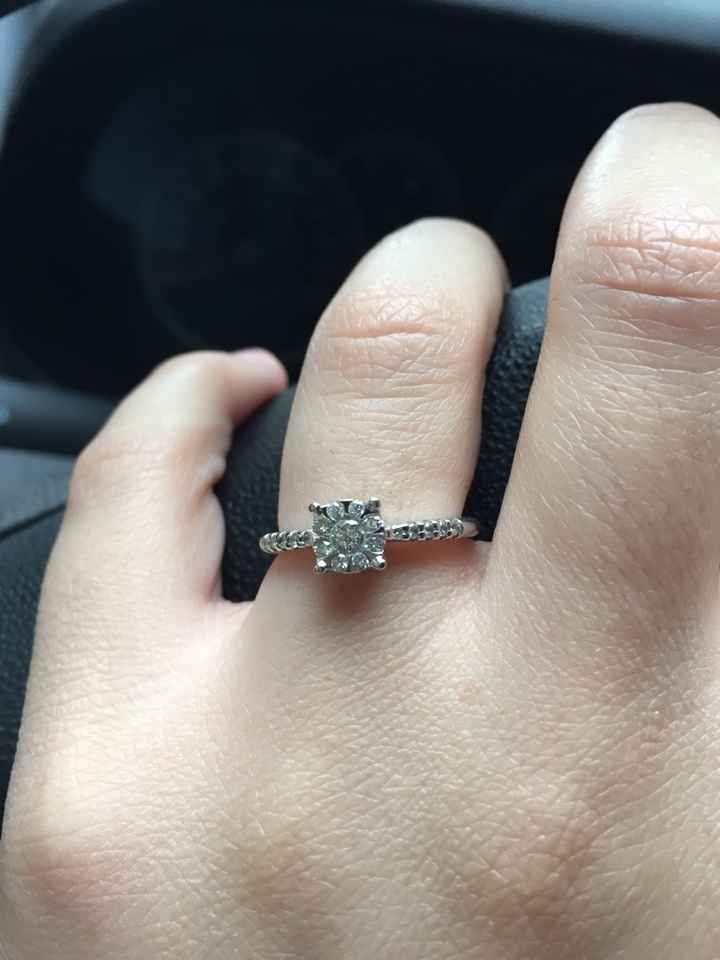 Il vostro anello di fidanzamento... - 1