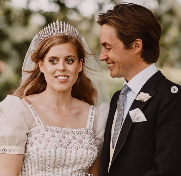 Matrimoni reali: Beatrice di York è convolata a nozze! E questo era il suo abito ❤️ - 2
