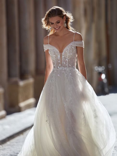 Abiti da sposa 2021: 10 modelli con applicazioni 3D che dovete vedere 3