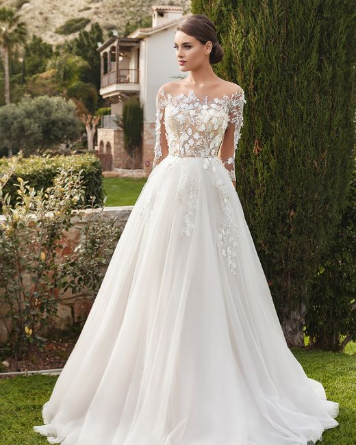 Abiti da sposa 2021: 10 modelli con applicazioni 3D che dovete vedere 10