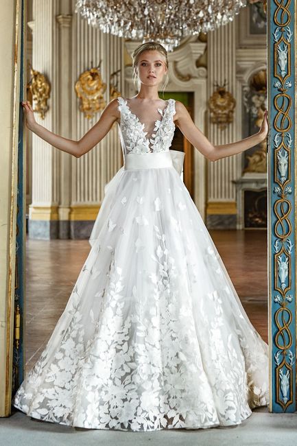 Abiti da sposa 2021: 10 modelli con applicazioni 3D che dovete vedere 11