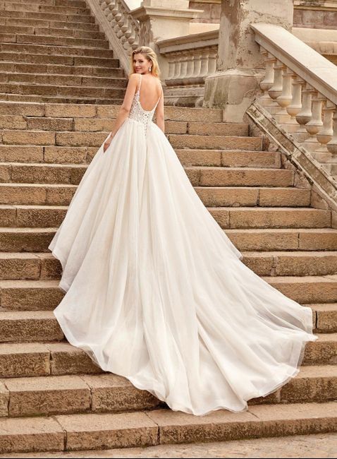 Sogno o son desta? 10 abiti da sposa con gonne spettacolari✨ 4