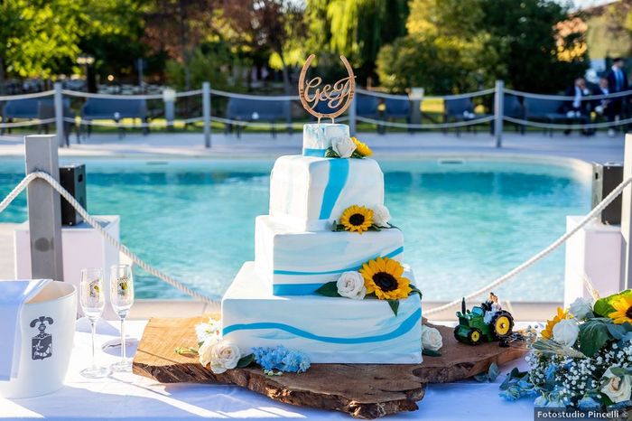 12 torte nuziali bellissime e perfette per i matrimoni in primavera/estate 2023 11