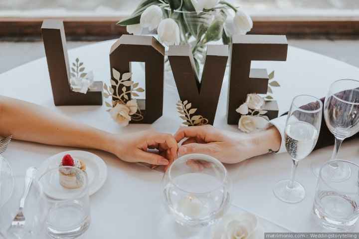 Decorazioni nuziali con lettere: vi piacciono? - 1
